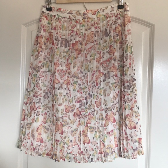 0 C Dresses & Skirts - Pleated Spring/Summer Skirt Butterflies Colorful